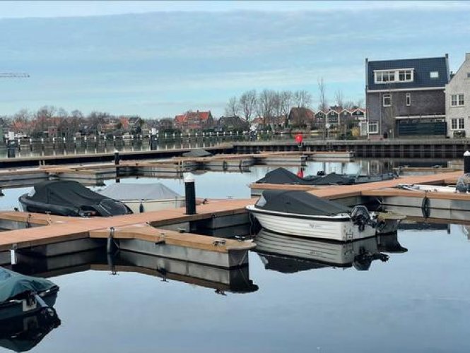 Ligplaats  Haven Spaarnebuiten