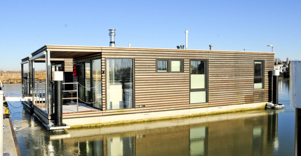 HT4 Houseboat Mermaid 2 With Charter hoofdfoto: 1