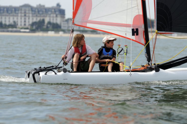 WorldWideSailing  Topper Cat12