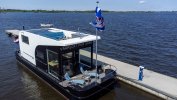 HOMESHIP VaarLoft Volledig Elektrische Houseboat foto: 4