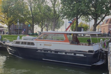 LutjeMotoryacht